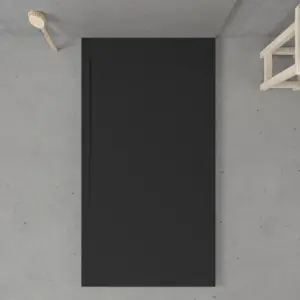 Base de duche em resina com moldura URBANSTONE Preto RAL 9005, textura de ardósia, antibacteriana e antiderrapante. Grelha oculta.